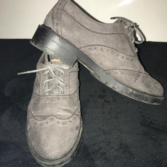 Gray suede platform lace up oxfords from new look - Picture 3 of 4
